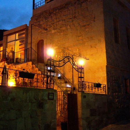 Monte Cappa Cave House Bed and Breakfast Ürgüp Exteriör bild