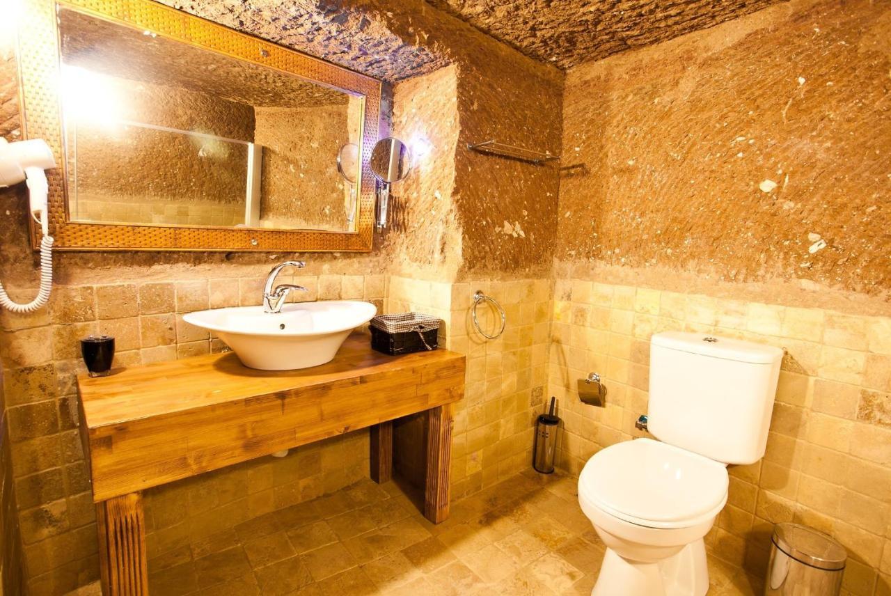 Monte Cappa Cave House Bed and Breakfast Ürgüp Exteriör bild