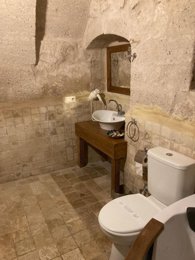 Monte Cappa Cave House Bed and Breakfast Ürgüp Exteriör bild