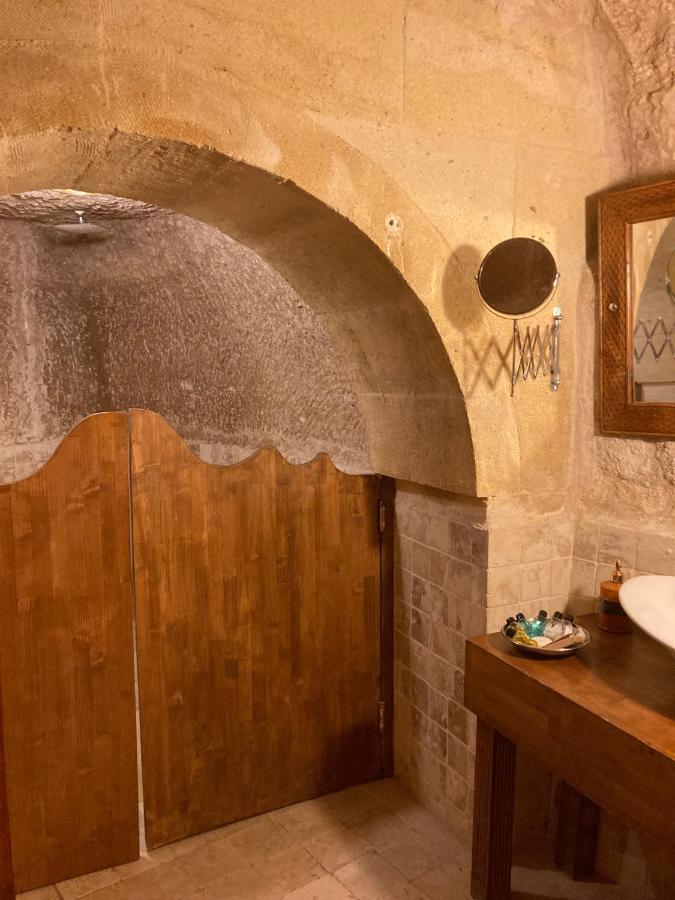 Monte Cappa Cave House Bed and Breakfast Ürgüp Exteriör bild