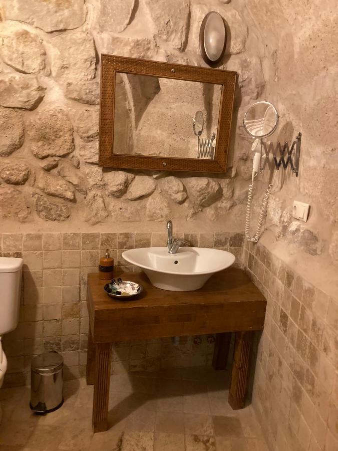 Monte Cappa Cave House Bed and Breakfast Ürgüp Exteriör bild