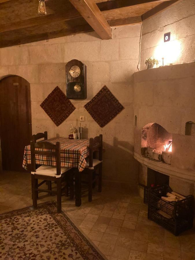 Monte Cappa Cave House Bed and Breakfast Ürgüp Exteriör bild