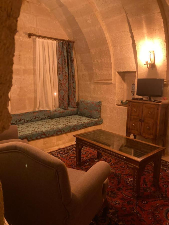 Monte Cappa Cave House Bed and Breakfast Ürgüp Exteriör bild