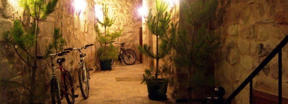 Monte Cappa Cave House Bed and Breakfast Ürgüp Exteriör bild