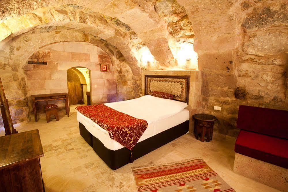 Monte Cappa Cave House Bed and Breakfast Ürgüp Exteriör bild