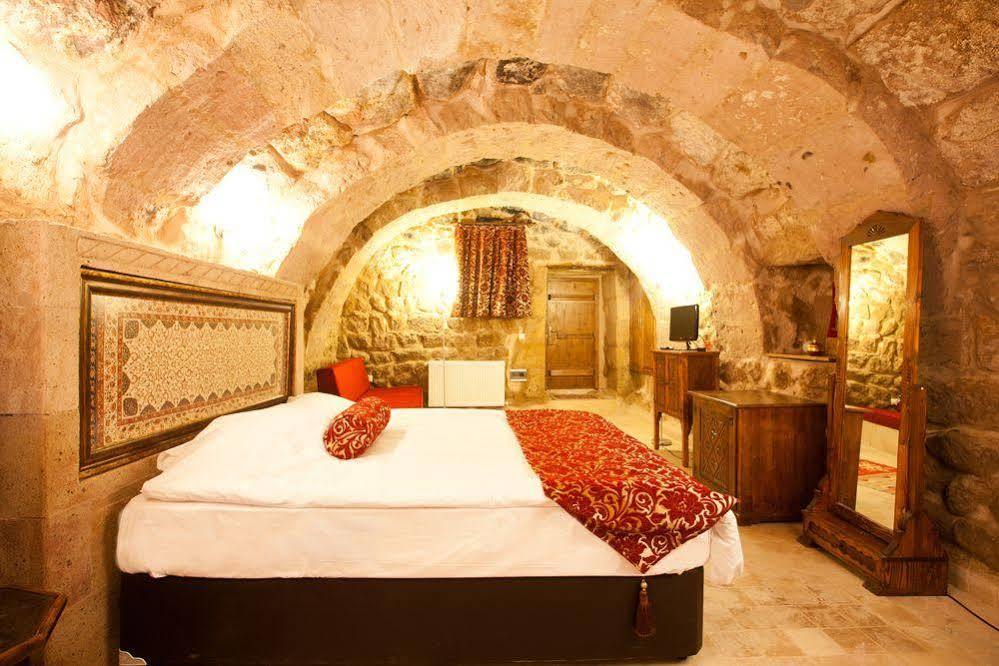 Monte Cappa Cave House Bed and Breakfast Ürgüp Exteriör bild
