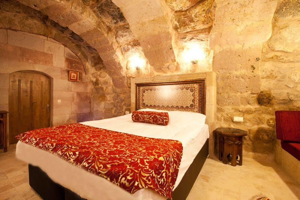 Monte Cappa Cave House Bed and Breakfast Ürgüp Exteriör bild