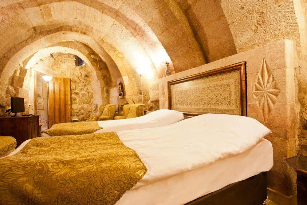 Monte Cappa Cave House Bed and Breakfast Ürgüp Exteriör bild