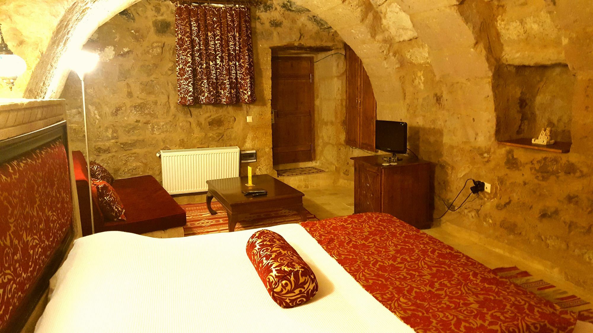 Monte Cappa Cave House Bed and Breakfast Ürgüp Exteriör bild